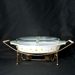 Vintage PYREX Atomic Starburt Casserole Dish with Warmer